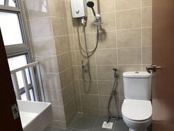 Changi Road (D14), Shop House #555257381
